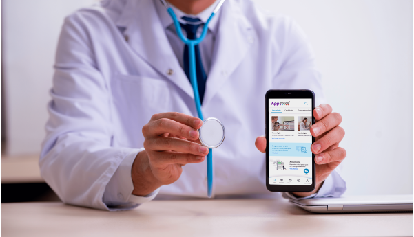 Solutii Aplicatie Mobile si Soft administrare Clinica Medicala